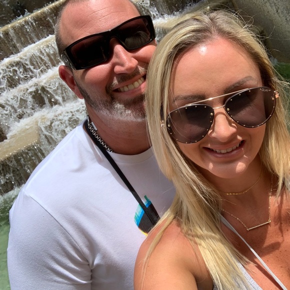 Meet your Posher, Geoff - Picture 1 of 1